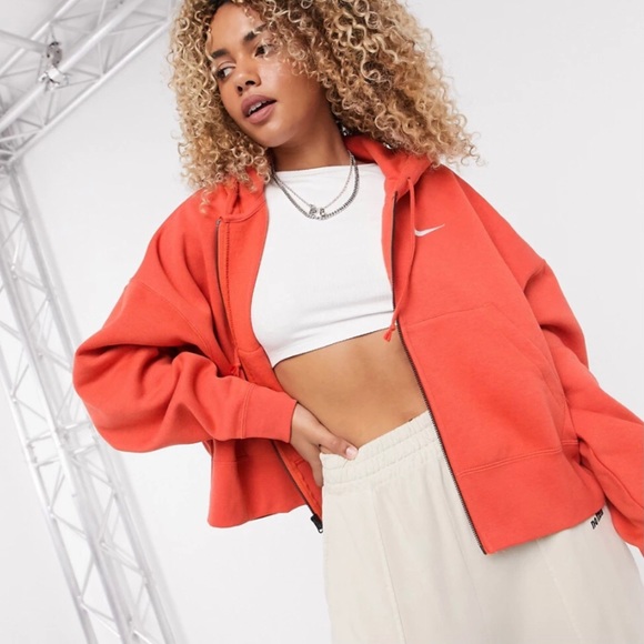 Nike Tops - Nike Sportswear Essential Full Zip Fleece Hoodie